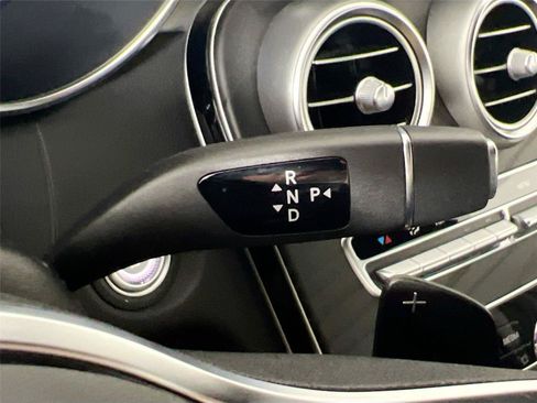 Used 2021 Mercedes-Benz C 300 4MATIC Sedan image 17