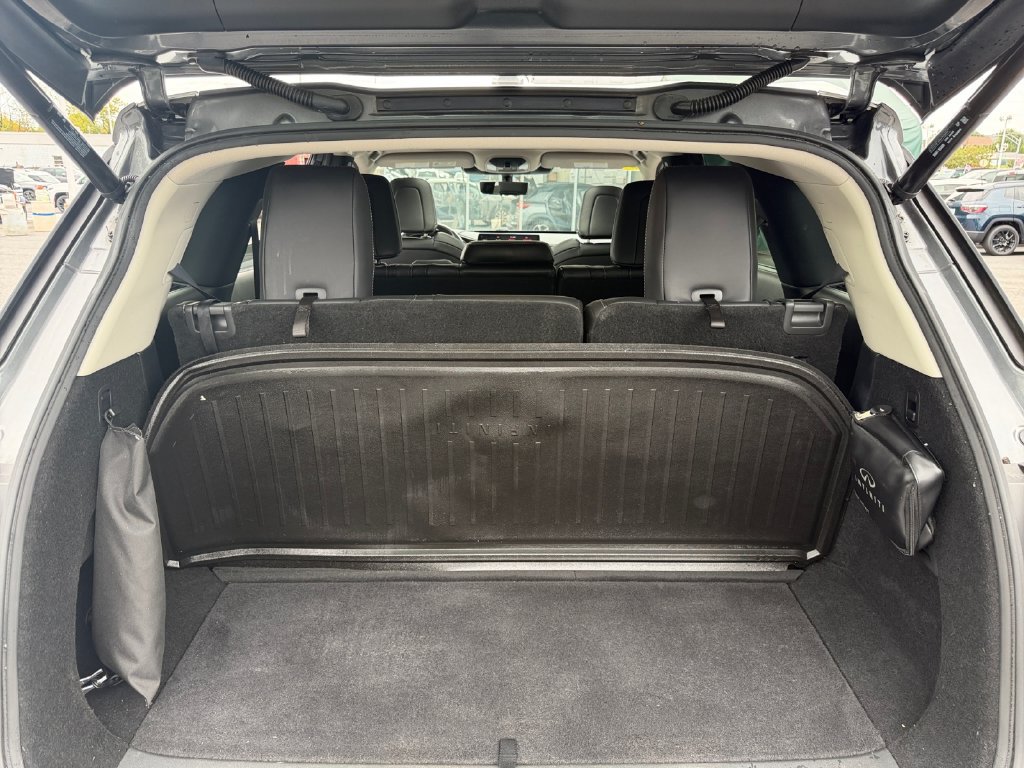Used 2023 INFINITI QX60 Luxe w/ Vision Package AWD/4WD image 18