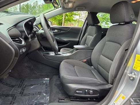 Used 2024 Chevrolet Malibu LT FWD image 9