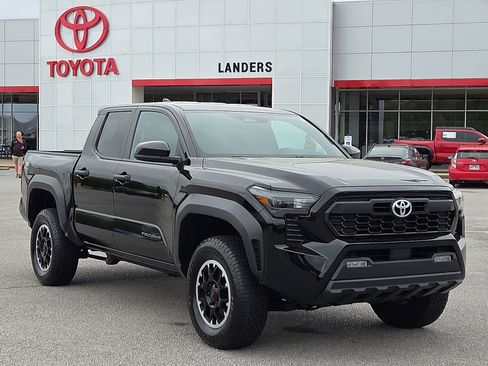 Used 2024 Toyota Tacoma TRD Off-Road AWD/4WD image 1