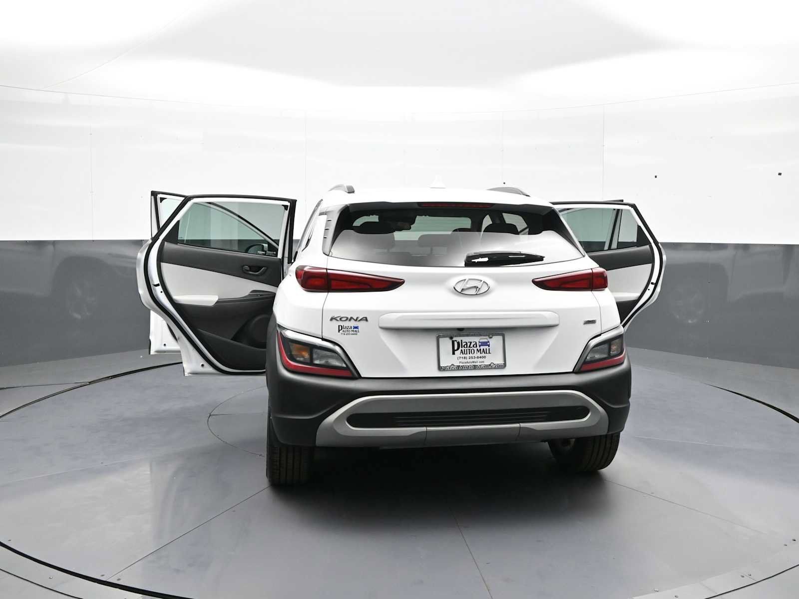 Certified 2023 Hyundai Kona SEL AWD/4WD image 44