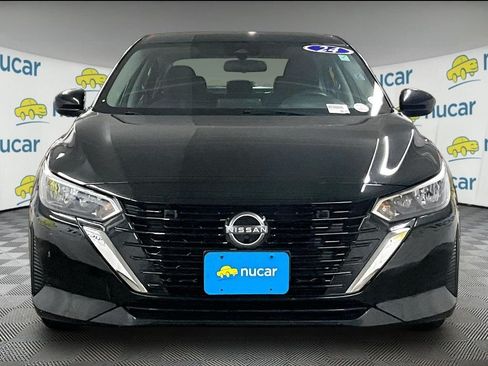 Used 2024 Nissan Sentra SV FWD image 2
