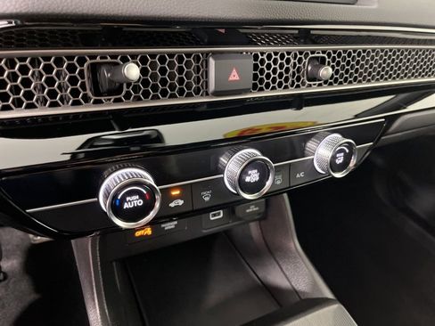 Certified 2024 Honda Civic Sport image 29