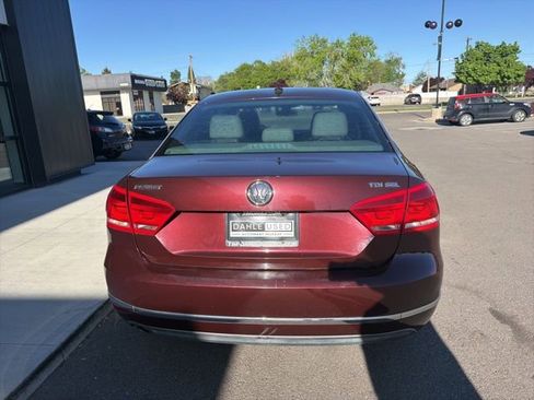 Used 2014 Volkswagen Passat TDI SEL Premium FWD image 4