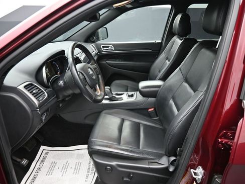 Used 2019 Jeep Grand Cherokee Limited image 11