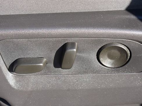 Used 2024 Chevrolet Silverado 1500 Custom image 25