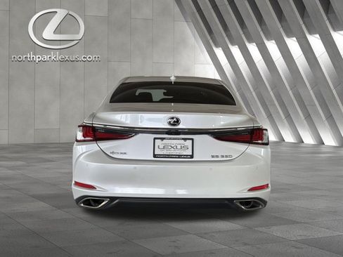 Certified 2025 Lexus ES 350 w/ Premium Package FWD image 28