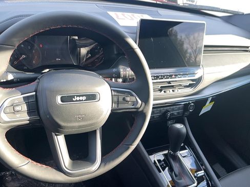 New 2026 Jeep Compass Trailhawk image 14