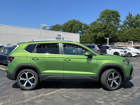 New 2026 Volkswagen Taos SEL AWD/4WD image 5