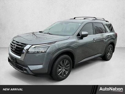 Used 2022 Nissan Pathfinder SV