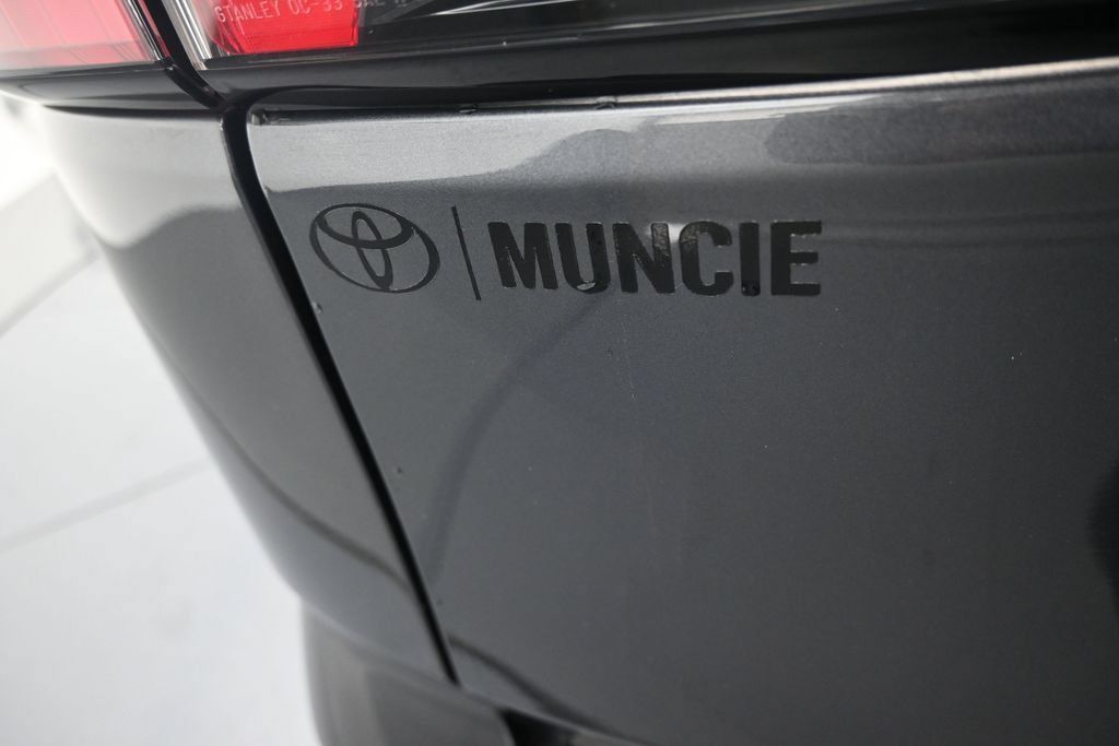 Used 2024 Toyota Sequoia TRD Pro AWD/4WD image 41