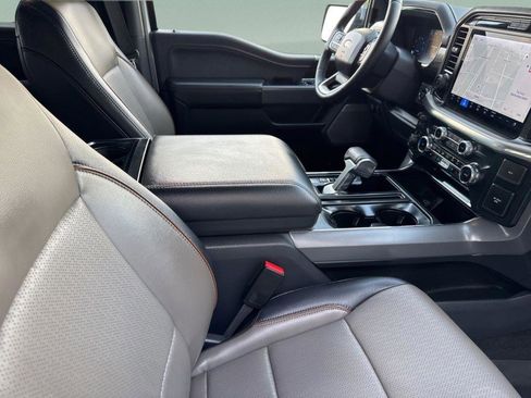 Used 2025 Ford F150 Lariat w/ Equipment Group 501A Mid image 40