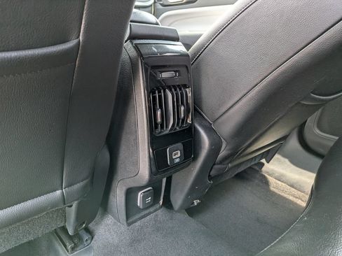 Used 2023 Jeep Compass Limited AWD/4WD image 18