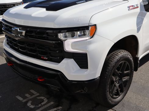 Used 2025 Chevrolet Silverado 1500 LT Trail Boss w/ Protection Package image 6