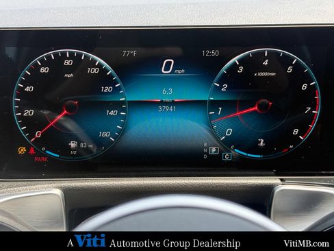 Certified 2022 Mercedes-Benz GLB 250 4MATIC image 33