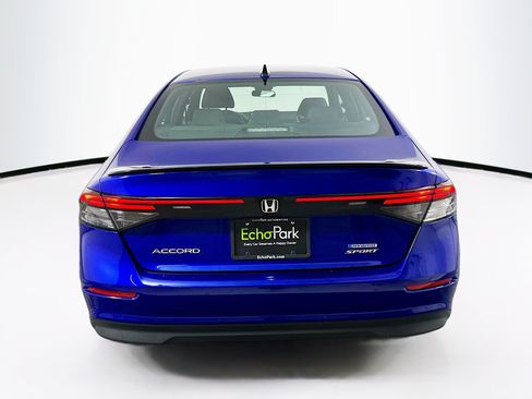 Used 2023 Honda Accord Sport image 7