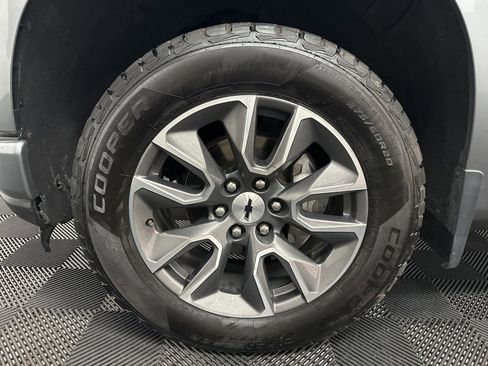 Used 2020 Chevrolet Silverado 1500 RST image 36