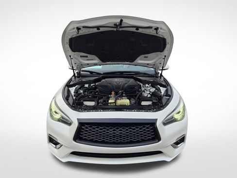 Used 2019 INFINITI Q50 Luxe w/ Essential Package (3.0T Luxe) image 16