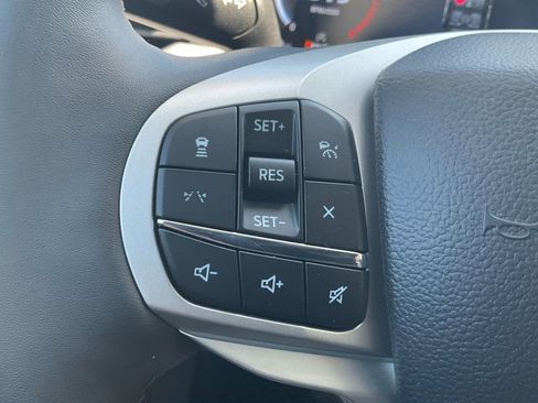 New 2026 Ford Explorer Active image 19