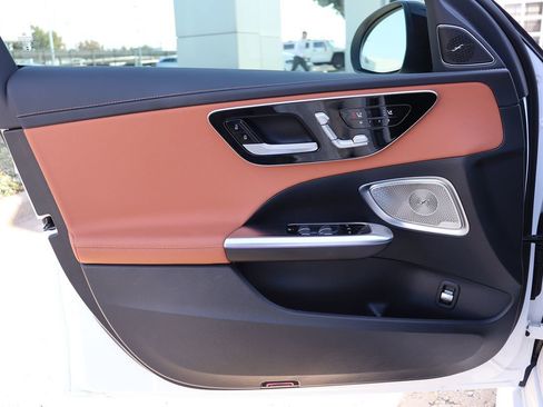 Used 2025 Mercedes-Benz C 300 Sedan image 48