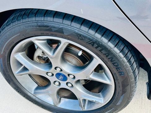 Used 2013 Ford Focus SE FWD image 23