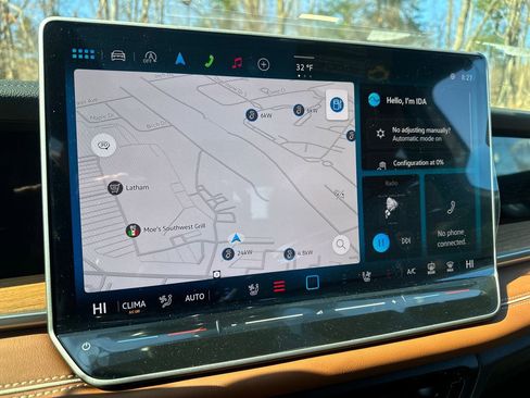 New 2026 Volkswagen Tiguan SEL R-Line image 9