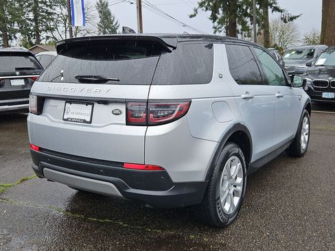 Used 2021 Land Rover Discovery Sport S image 5