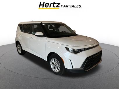 Used 2025 Kia Soul LX w/ LX Technology Package