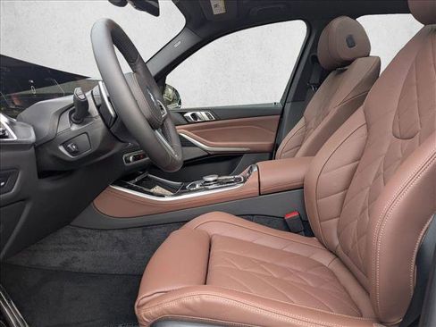 New 2026 BMW X5 xDrive50e w/ M Sport Package image 4