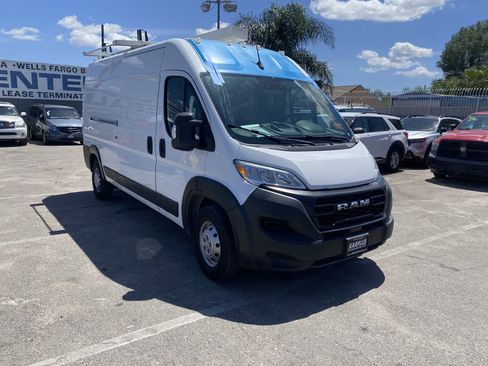 Used 2023 RAM ProMaster 2500 FWD image 7