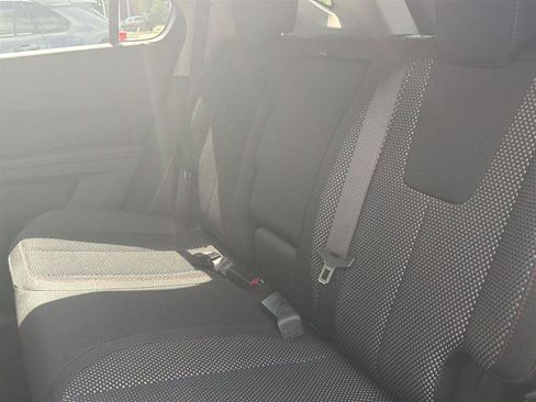 Used 2017 Chevrolet Equinox LT w/ Convenience Package AWD/4WD image 21