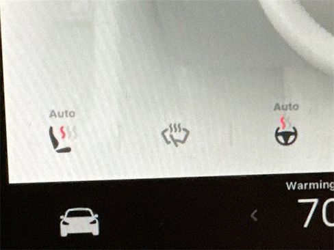 Used 2022 Tesla Model 3 Long Range image 16