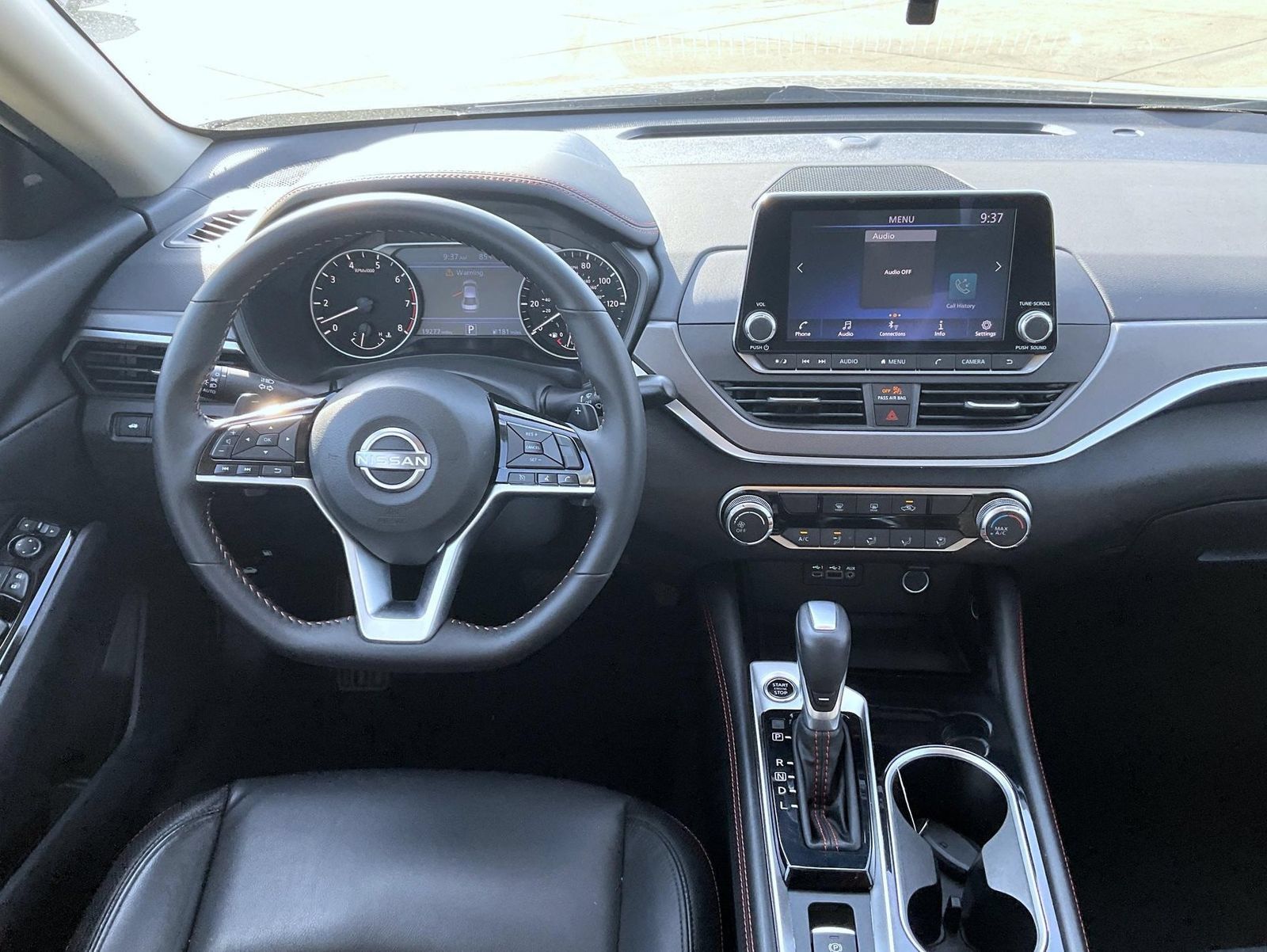 Used 2025 Nissan Altima 2.5 SR AWD/4WD image 14