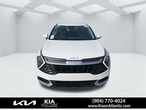 Used 2025 Kia Sportage LX FWD image 8
