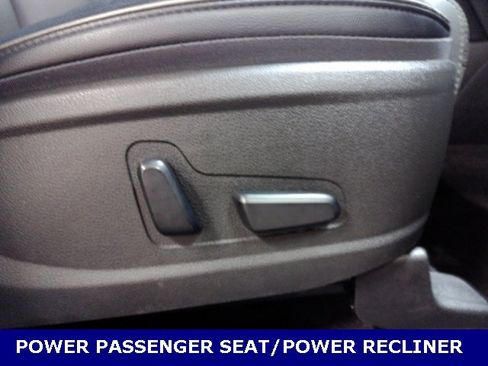 Used 2023 Hyundai Santa Fe Limited image 26