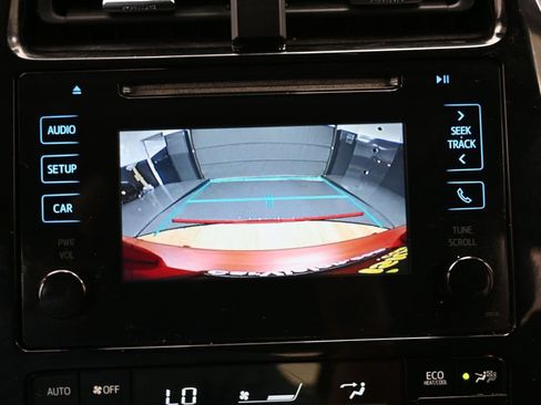 Used 2018 Toyota Prius Two w/ Prius Two Safety Plus Package FWD image 22