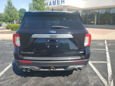 Used 2020 Ford Explorer Platinum w/ Premium Technology Package AWD/4WD image 9