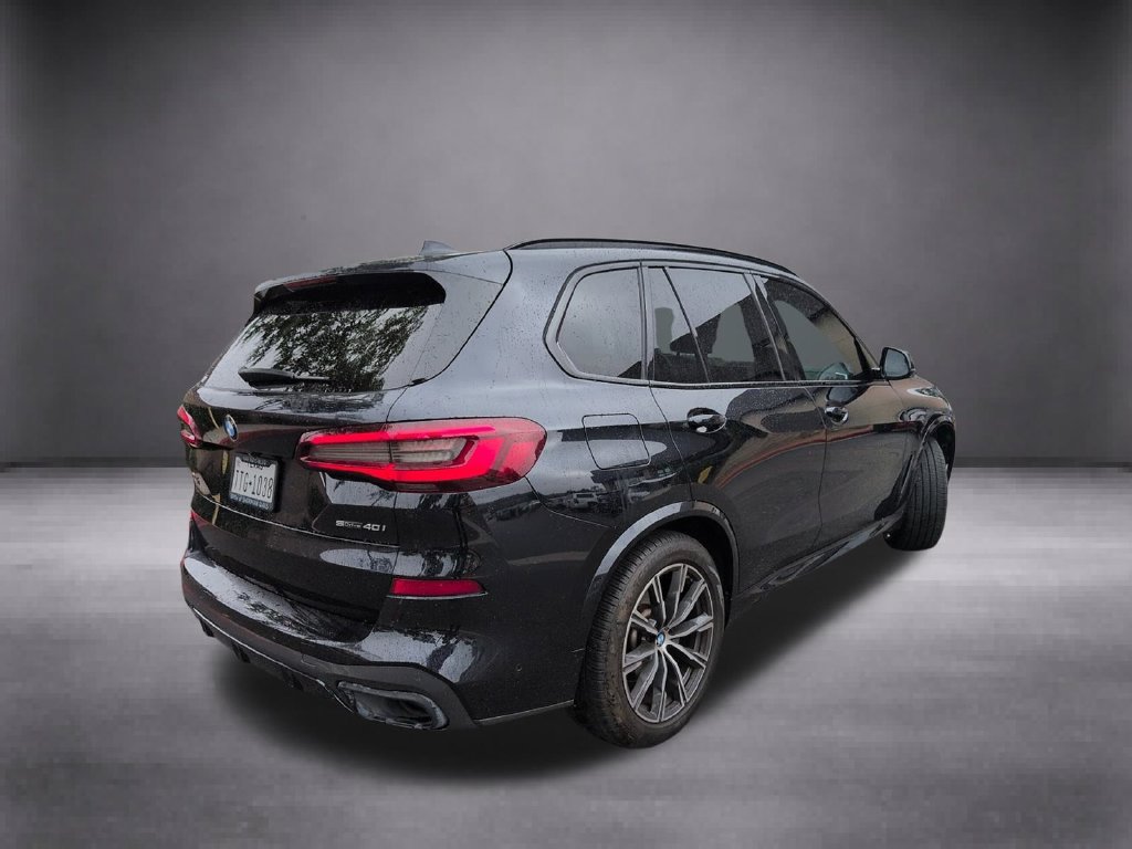 Used 2022 BMW X5 sDrive40i w/ M Sport Package RWD image 9
