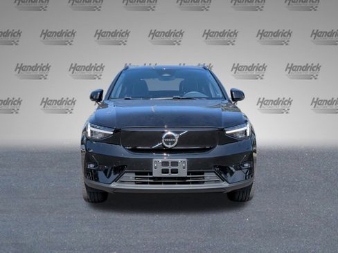 Used 2024 Volvo XC40 Recharge Ultimate w/ Protection Package Premier image 8