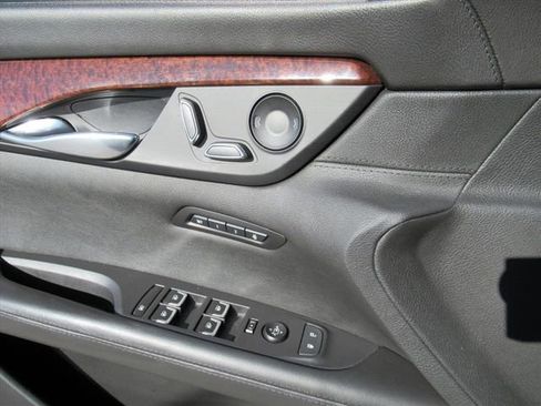 Used 2020 Cadillac CT6 Luxury image 18