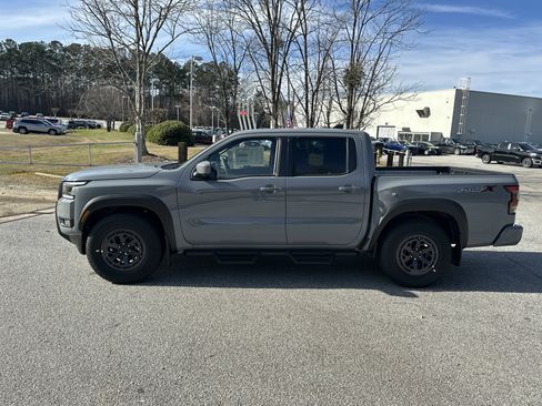 New 2026 Nissan Frontier Pro-X w/ Pro-X Convenience Package image 8