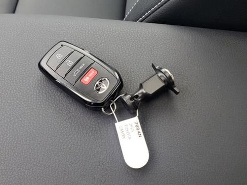 New 2025 Toyota Camry SE image 23