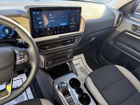 Used 2025 Ford Bronco Sport Big Bend image 18