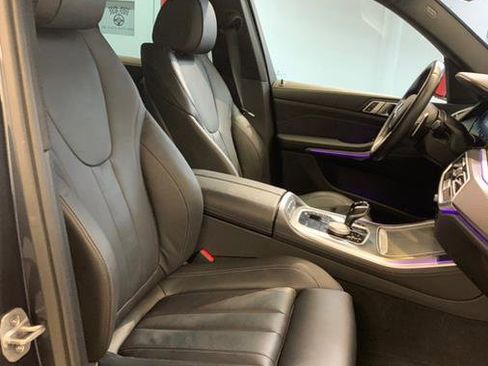 Used 2022 BMW X5 xDrive40i w/ M Sport Package image 74