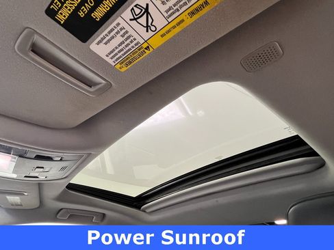 Used 2018 Lexus RX 450h AWD w/ Premium Package image 16