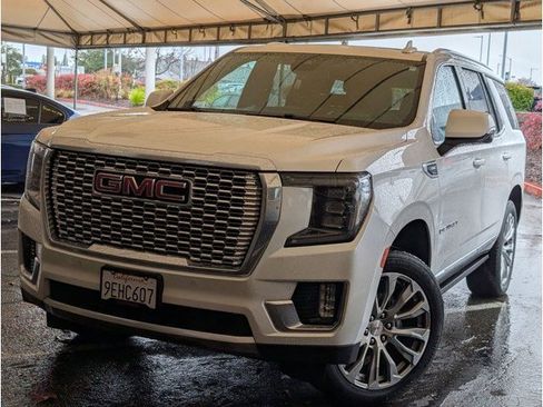 Used 2023 GMC Yukon Denali image 1