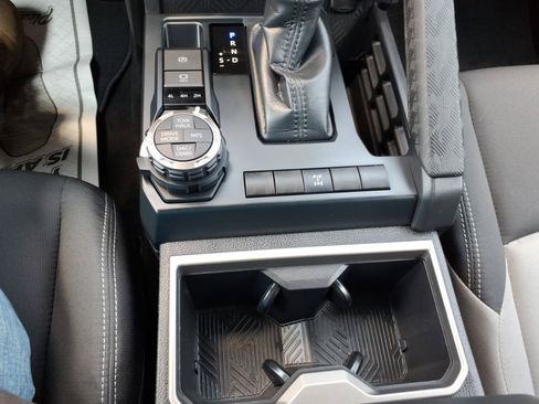 Used 2024 Toyota Tacoma TRD Off-Road AWD/4WD image 12