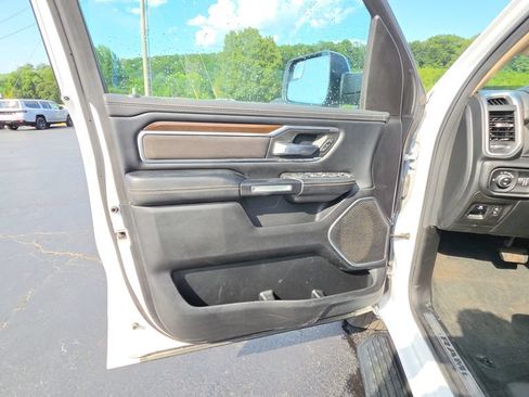 Used 2021 RAM 1500 Laramie AWD/4WD image 23