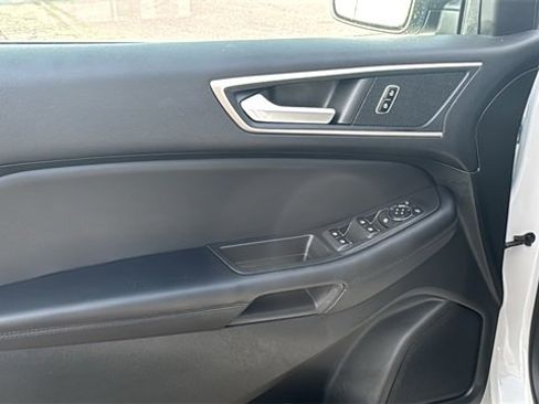 Certified 2023 Ford Edge SEL w/ Convenience Package image 9