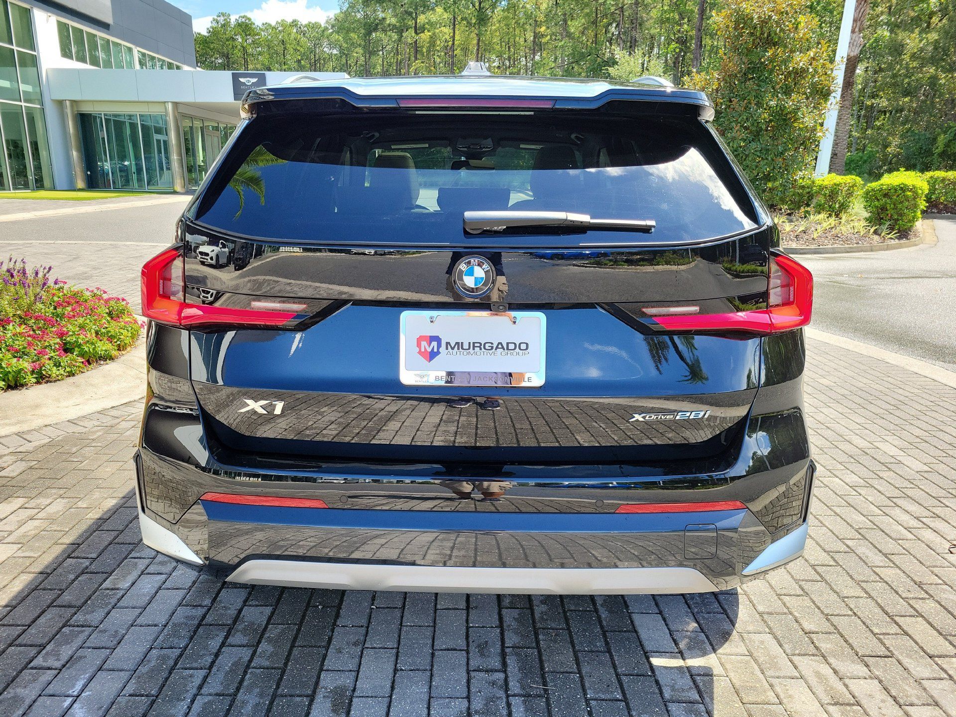 Used 2025 BMW X1 xDrive28i w/ Convenience Package AWD/4WD image 10